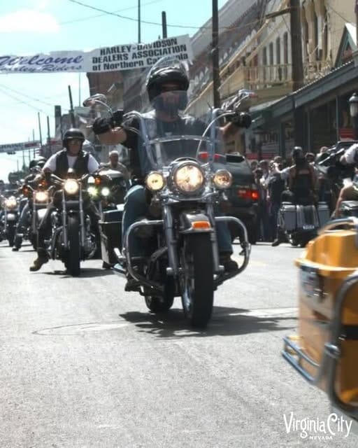 Street Vibrations