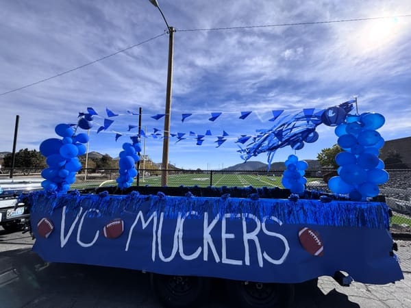 VCHS Homecoming Parade