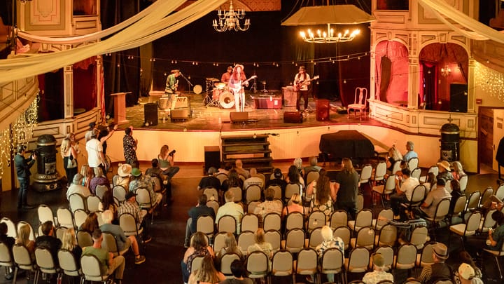 Acclaimed Artists Play Virginia City